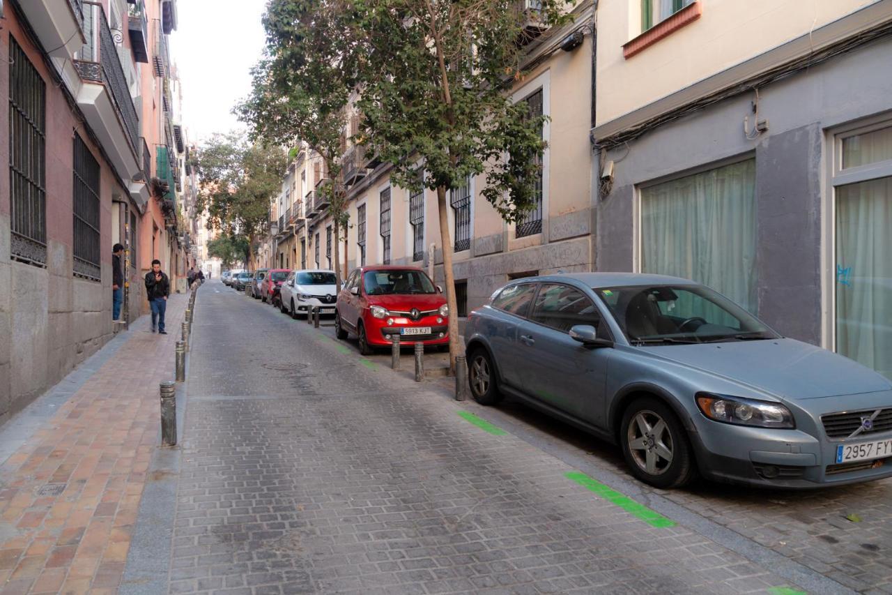 Apartamentos Gran Via Madrid Exterior photo